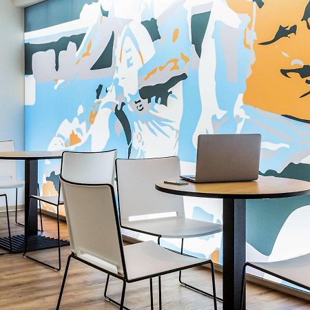 Ibis Styles Toulouse Nord Sesquieres Hotell Exteriör bild